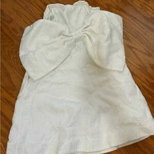 Dissh 100% linen white strapless mini dress with bow back US size 4